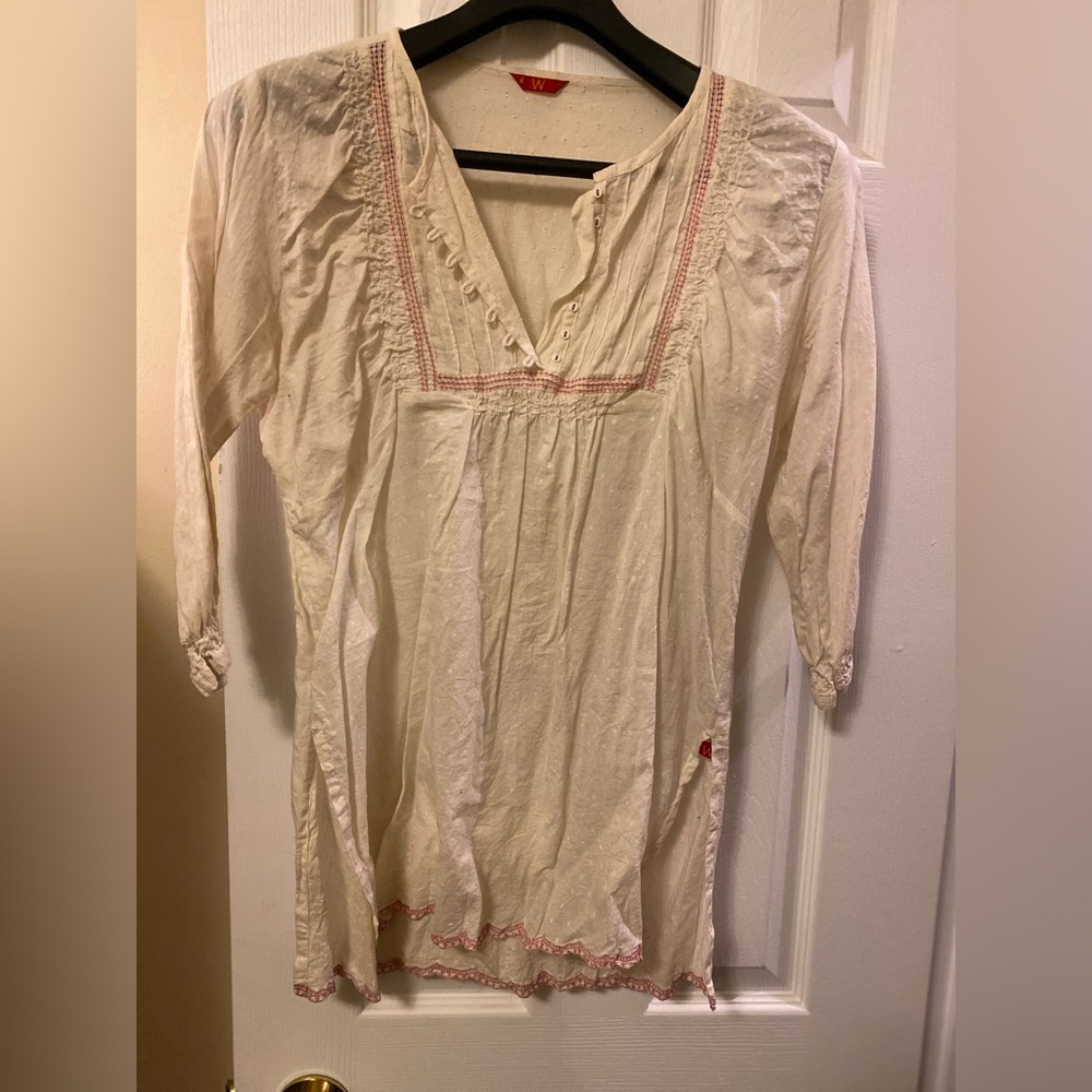 W For Women Light Cotton Embroidered Blouse Tunic With Smocked 3/4 Sleeves NWOT